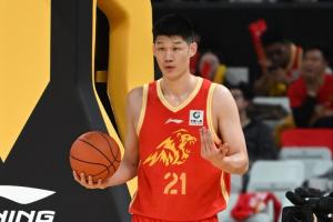 直播吧：胡金秋韧带并无大碍 表示伤病不会影响下场比赛配图