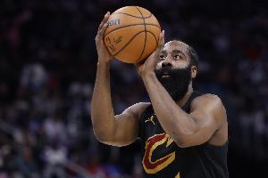 哈登季后赛总得分超越库里 升至NBA历史第十！配图